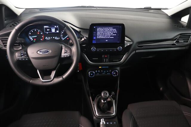 Ford FIESTA 1.0 EcoBoost Titanium | Parkeersensor | Climate control | Cruise control | AppleCarplay AndroidAuto Navigatie | Trekhaak |