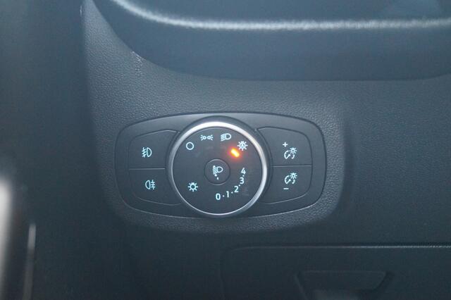 Ford FIESTA 1.1 Trend Styling Pack -NAVI-PDC-DAB-LMV-AIRCO-