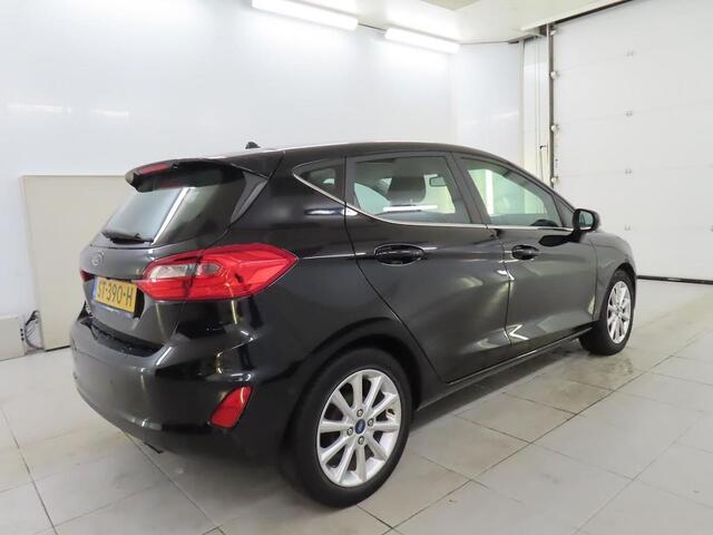 Ford FIESTA 100pk EcoBoost Titanium Navi Camera Winter Parking pack Climat Cruise DAB+ Dealeronderhouden