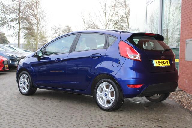 Ford FIESTA 1.0 80 PK Style Ultimate | Cruise Control | Airco | Navigatie | Lichtmetalen Velgen | PDC V+A | Bluetooth carkit