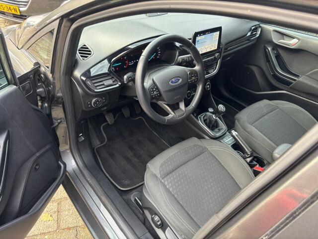 Ford FIESTA 1.0 ECOB. TITANIUM**1e eign//DAB//NED auto**