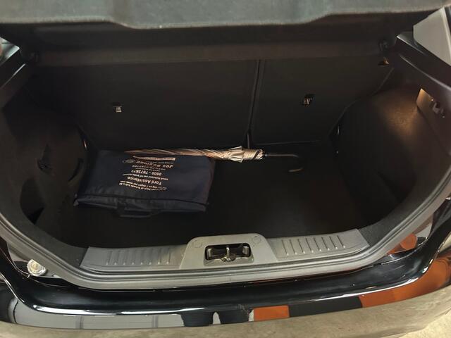 Ford FIESTA 1.0 ECOB. TITANIUM X / Cruise / Navi / 19710Km !!!