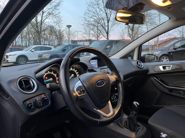 Ford FIESTA 1.0 Style Dealer Onderhouden Incl. Beurt