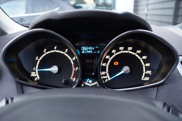 Ford FIESTA 1.0 Style - AIRCO - NAVIGATIE - CRUISE - ELEKTR. PAKKET - 66454 KM NAP -