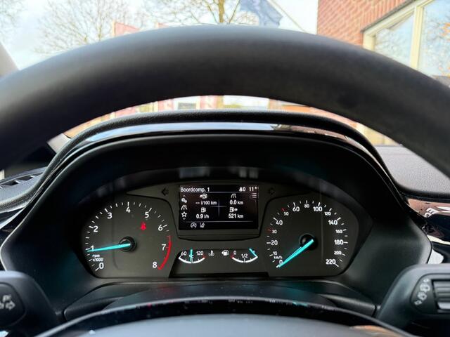 Ford FIESTA 1.0 EcoB. Connected RIJKLAAR / INCL GARANTIE / NAVI / CRUISE / A