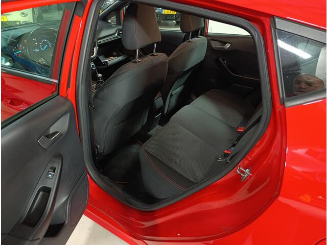 Ford FIESTA 1.0 EcoBoost Hybrid ST-Line X Navigatiesysteem | Parkeersensoren | Airconditioning (automatisch) | Cruise control