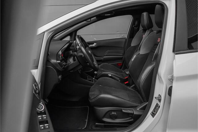 Ford FIESTA 1.5 EcoBoost ST-3 Pano Alcantara B&O Maxton Navi 17"