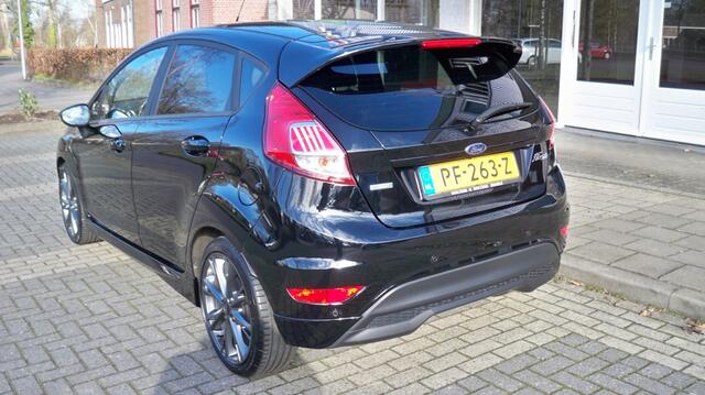 Ford FIESTA 1.0 EcoB. ST Line Navi 101pk