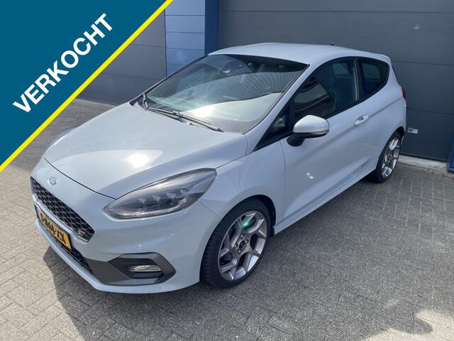 Ford FIESTA 1.5EcoB ST-200PK Navi Camera DealerOh 71.000km!!