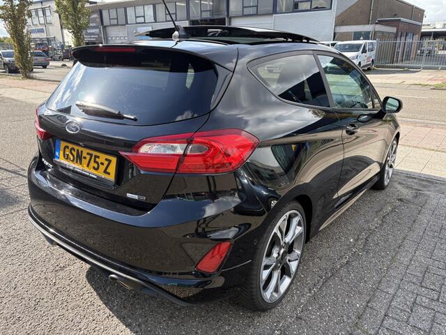 Ford FIESTA 1.0 EcoBoost Hybrid ST-Line X panodak