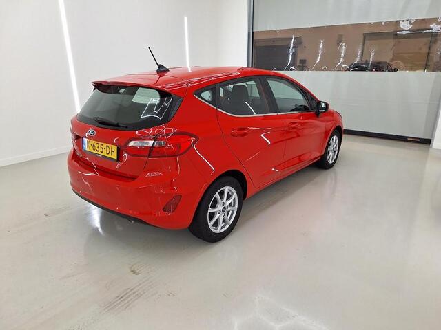 Ford FIESTA 1.0 EcoBoost Titanium Automaat Climat Cruise Parkeersensoren 17.000km !! Dealeronderhouden