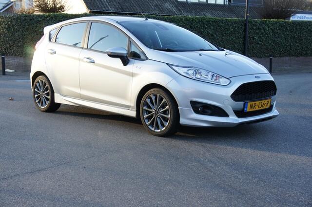 Ford FIESTA 1.0 ECOB. ST LINE 1eEIG NIEUWSTAAT DEALER ONDERHOUDEN