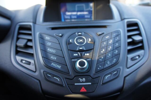 Ford FIESTA 1.0 ECOB. ST LINE 1eEIG NIEUWSTAAT DEALER ONDERHOUDEN