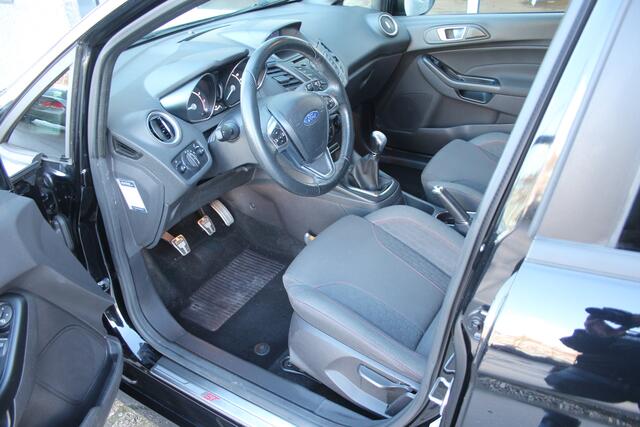 Ford FIESTA 1.0 EcoBoost 101 Pk ST Line 5drs Cruise Control Verwarmd Voorraam