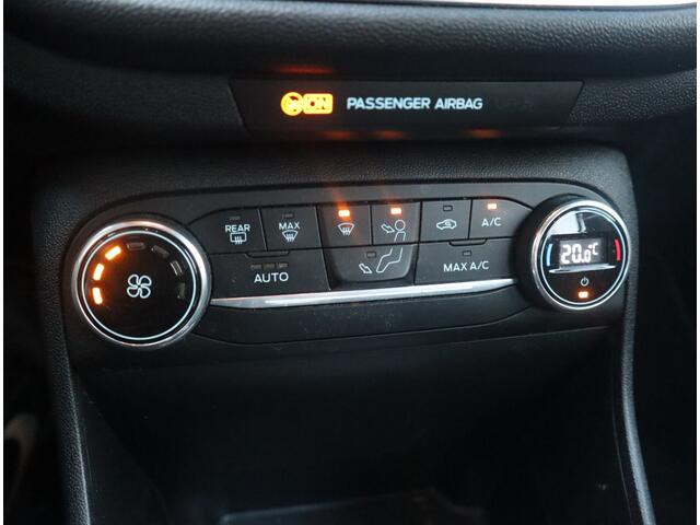 Ford FIESTA 1.0 EcoBoost ST-Line / Apple Carplay