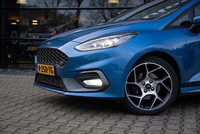 Ford FIESTA 1.5 EcoBoost ST-3 200PK , Recaro stoelen, B&O,