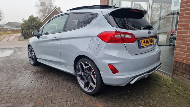 Ford FIESTA 1.5 EcoB. ST-3, Panoramadak, 200 PK, Verwarming