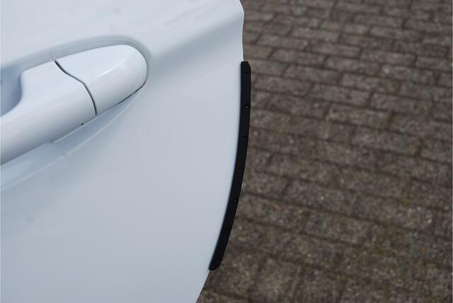 Ford FIESTA 1.0 EcoBoost Hybrid 125PK ST-Line CRUISE CONTROL | APPLE CARPLAY/ANDRIOD AUTO | CAMERA| PARKEERSENSOREN