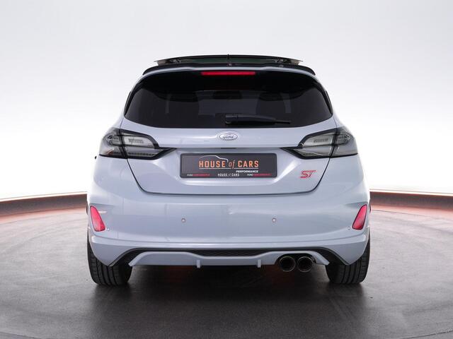 Ford FIESTA 1.5 200pk ST-3 |dealer onderhouden|Maxton|launch control|sper diff|panoramadak|B&O|winterpack|LED|18"|