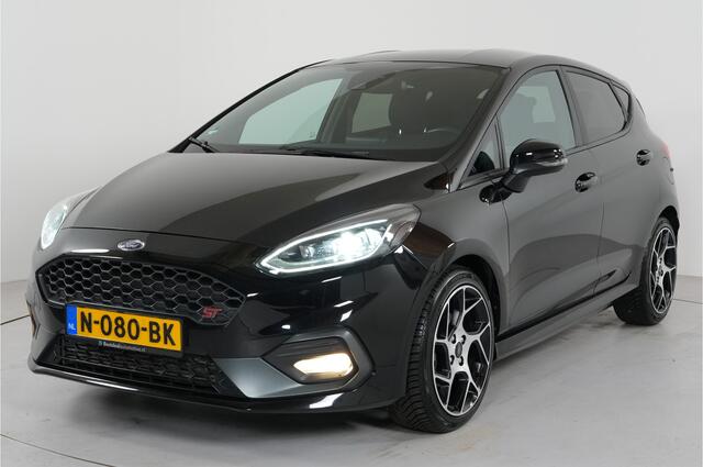 Ford FIESTA 1.5 EcoBoost ST-3 | Camera | Stl. verw. | Cruise adaptief | Dodehoek |