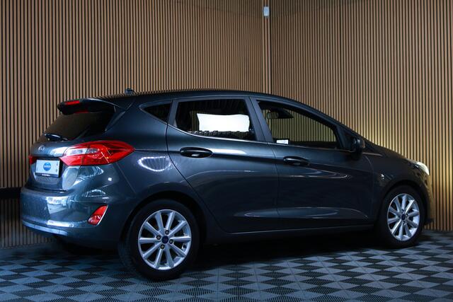 Ford FIESTA 1.0 EcoBoost Titanium AUTOM CARPLAY NAVI CRUISE STOELVW "17