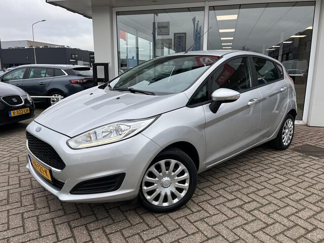 Ford FIESTA 1.0 Style Essential Zeer nette Nederlandse auto, incl. boekjes! Navigatie, Start/Stop systeem, airconditioning, centrale deurvergrendeling met afst.bediening, elektrische ramen
