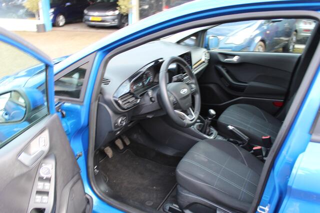 Ford FIESTA 1.1i "Cool&Connect" Car Play - 5 Deurs !!!