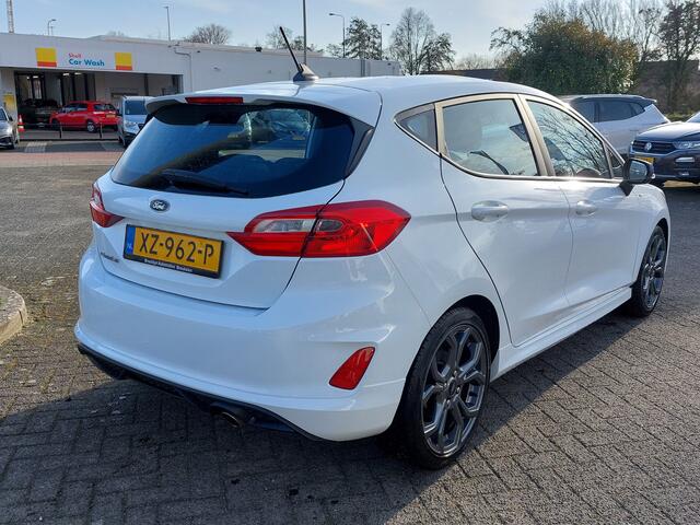 Ford FIESTA 1.0 EcoBoost 101pk ST-Line 5-Deurs | Origineel NL | Navi | Apple Carplay+Android Auto | Airco | Elek.Ramen+Spiegels | Stuurbekrachtiging | Mistlampen | 17''lm