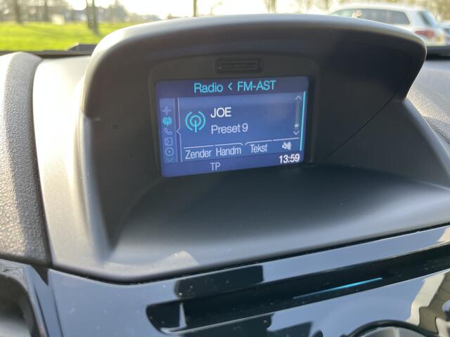 Ford FIESTA 1.0 EcoBoost Titanium | BLUETOOTH | CLIMA | CRUISE | NAVI | PDC V&A | VOORRUITVERW.