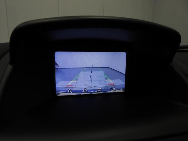 Ford FIESTA 1.0 EcoBoost ST Line NAVI/CAMERA/CLIMA/CRUISE/17"LMV!