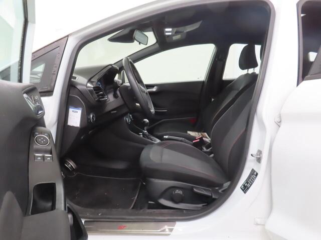 Ford FIESTA 1.0 EcoBoost ST-Line | 49900 KM | Navigatie | Climat Control