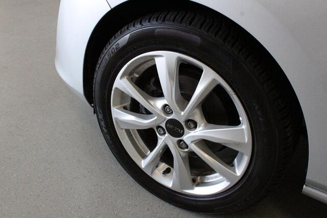 Ford FIESTA 1.1 Trend | RIJKLAAR! | AIRCO | DAB-RADIO | NAVIGATIE | LANE-ASSIST | LMV | ELEK-RAMEN |