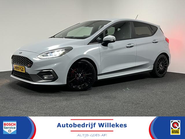 Ford FIESTA 1.5 EcoBoost ST-3 | NAVI | TREKHAAK | RECARO | KEYLESS | STOELVERWARMING |