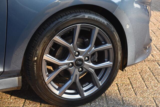 Ford FIESTA 1.0 EcoBoost Hybrid ST-Line X Automaat | Winter Pack | Navigatie | Camera | 12 mnd BOVAG garantie | Whatsapp 06-53188999