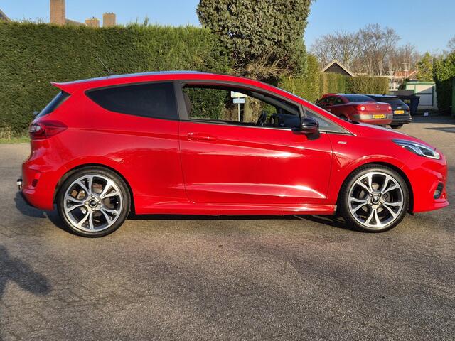 Ford FIESTA 1.0 EcoBoost ST-Line Sport / Navi / Cruise Control / Trekhaak / 18 Inch sport velgen / Parkeersensoren
