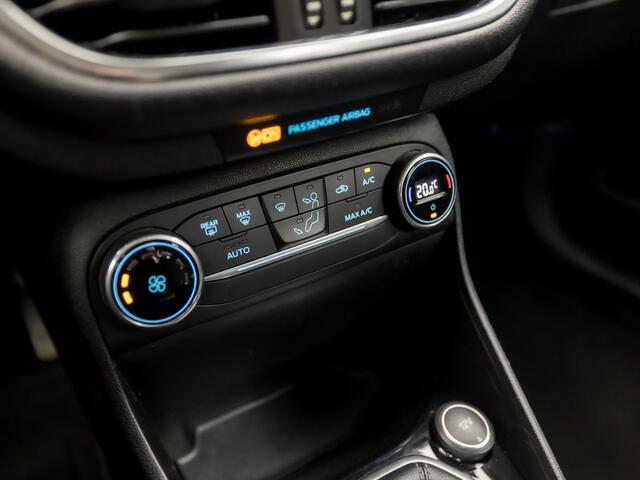 Ford FIESTA 1.0 EcoBoost Titanium Sport (APPLE CARPLAY, BANG&OLUFSEN, GROOT NAVI, KEYLESS, CLIMATE, CAMERA, ADAPTIVE CRUISE, PARKEER ASSISTENT, NIEUWSTAAT)