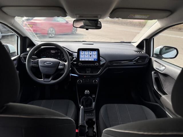 Ford FIESTA 1.1 CRUISE AIRCO NAVI PDC DAB+