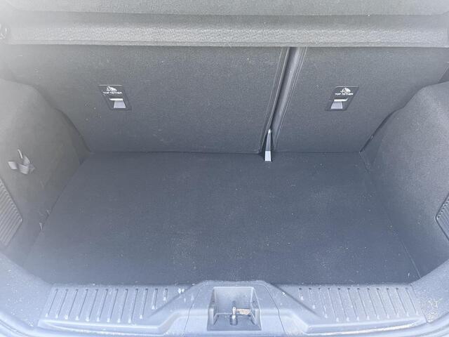 Ford FIESTA 1.0 EcoBoost Titanium 95pk | Winterpack | Adaptieve Cruise controle | Achteruitrijcamera | SYNC 3 Navigatie | Apple Carplay/Android Auto