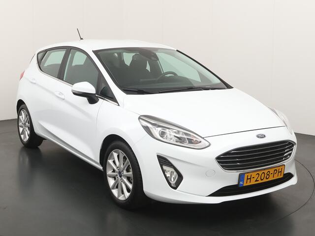 Ford FIESTA EcoBoost 100PK Titanium | Cruise I Climate I Parkeersensoren | Apple/Android carplay