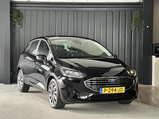 Ford FIESTA 1.0 EcoBoost Hybrid Titanium | Carplay | Navi | Cruise Control | Parkeersensor achter | LED koplampen |