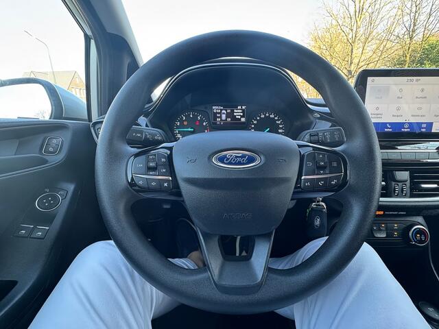 Ford FIESTA 1.0 EcoBoost Connected airco,cruise,navigatie,pdc