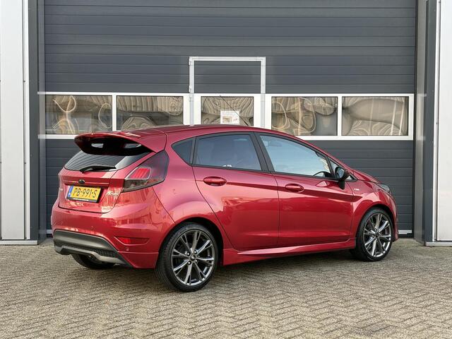 Ford FIESTA 1.0 EcoBoost ST Line | Parkeer sensoren | Airco | Climate |