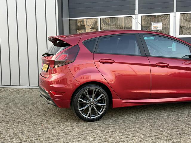 Ford FIESTA 1.0 EcoBoost ST Line | Parkeer sensoren | Airco | Climate |