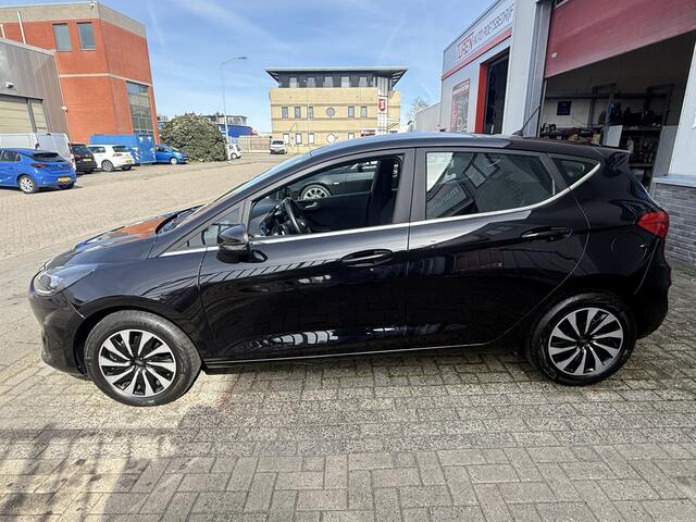 Ford FIESTA 1.0 EcoBoost Hybrid Titanium