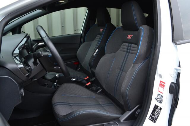 Ford FIESTA 1.5 ST-3 Performance Launch Control/Camera/LED