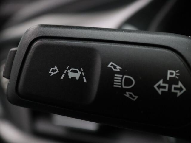 Ford FIESTA EcoBoost ST-Line 95pk Cruise | Climate | Carplay | Parkeersens. achter