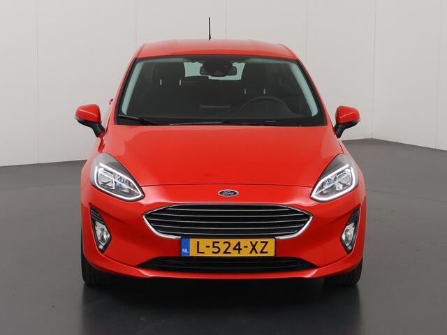Ford FIESTA 1.0 EcoBoost Titanium | Trekhaak | Climate Control | Apple Carplay / Android Auto | DAB | Parkeersensoren |