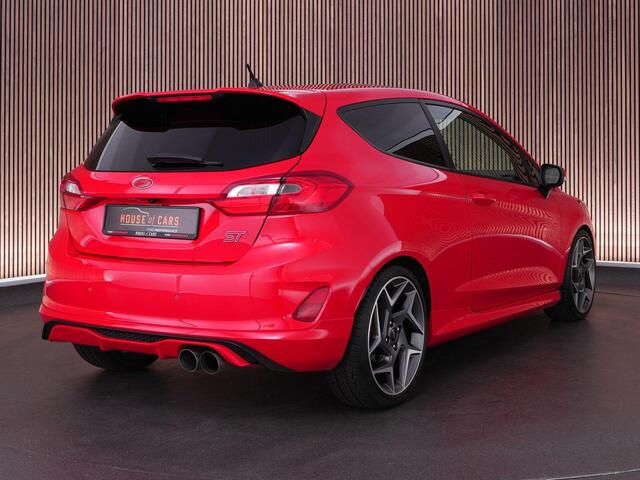 Ford FIESTA ST-3 1.5 200pk PERFORMANCE PACK |sper diff|launch control|KW schroefset|B&O|blind spot|LED-koplampen|Apple Carplay|parkeersensoren|winterpack|18" lichtmetalen velgen|
