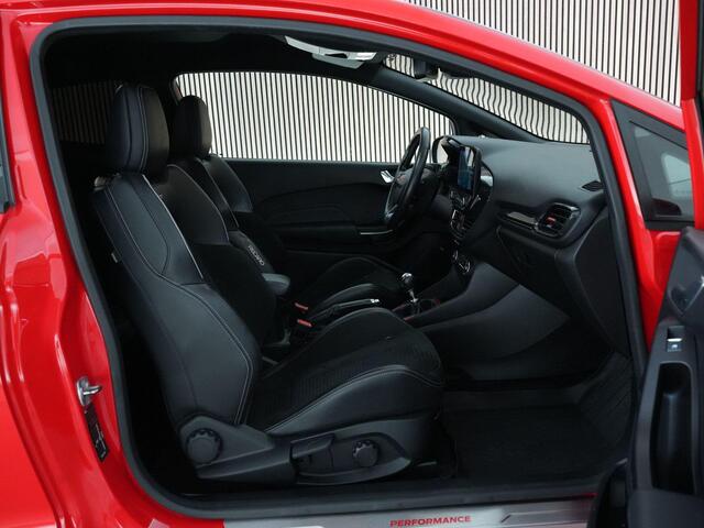 Ford FIESTA ST-3 1.5 200pk PERFORMANCE PACK |sper diff|launch control|KW schroefset|B&O|blind spot|LED-koplampen|Apple Carplay|parkeersensoren|winterpack|18" lichtmetalen velgen|