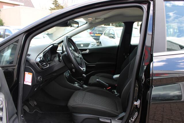 Ford FIESTA 1.0 EcoBoost Hybrid Titanium